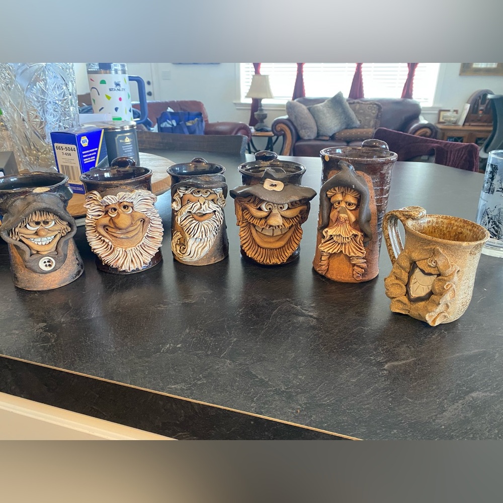 Chip Fyn Stoneware Pottery The Hobbit Mugs Gandalf, Thorin Oakenshield